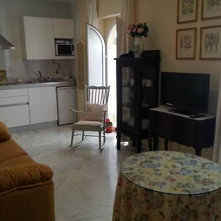 Alleanza, Puerta A Santa Cruz Seville Ngoại thất bức ảnh